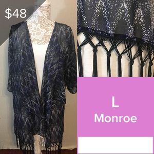LuLaRoe Monroe kimono